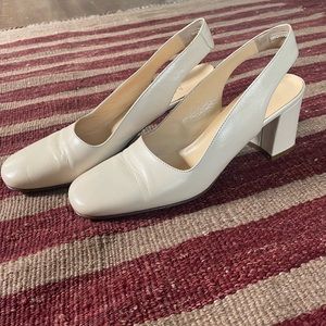 Vintage Max Mara cream heels